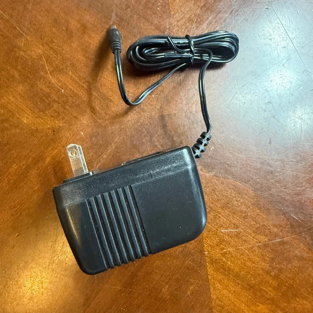 ORA Electronics Fast Charger Plus for Motorola Micro TAC FCMTAC Vintage 1995
